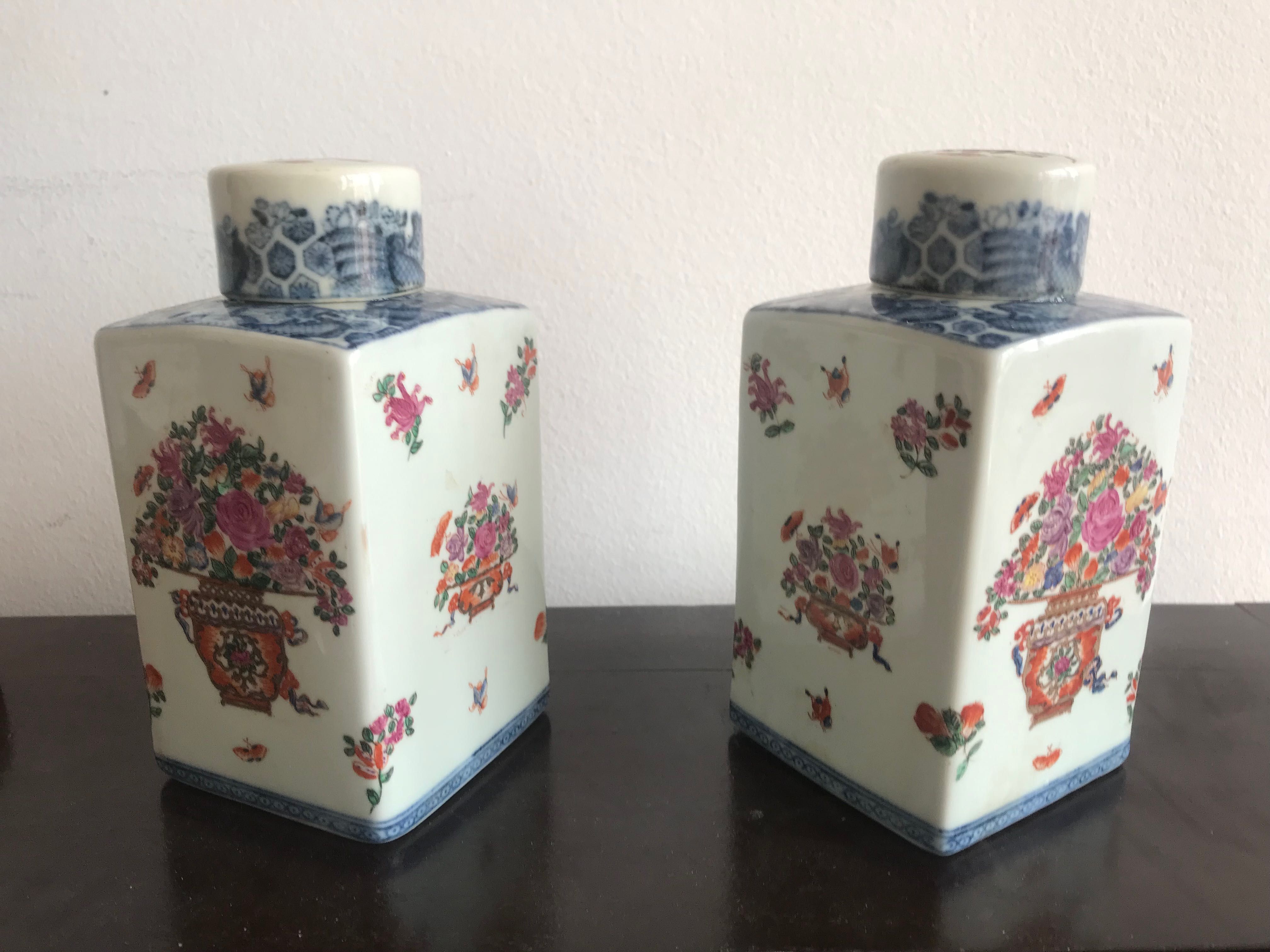 Par Jarras em porcelana chinesa UW 1897 (pintadas à mão)