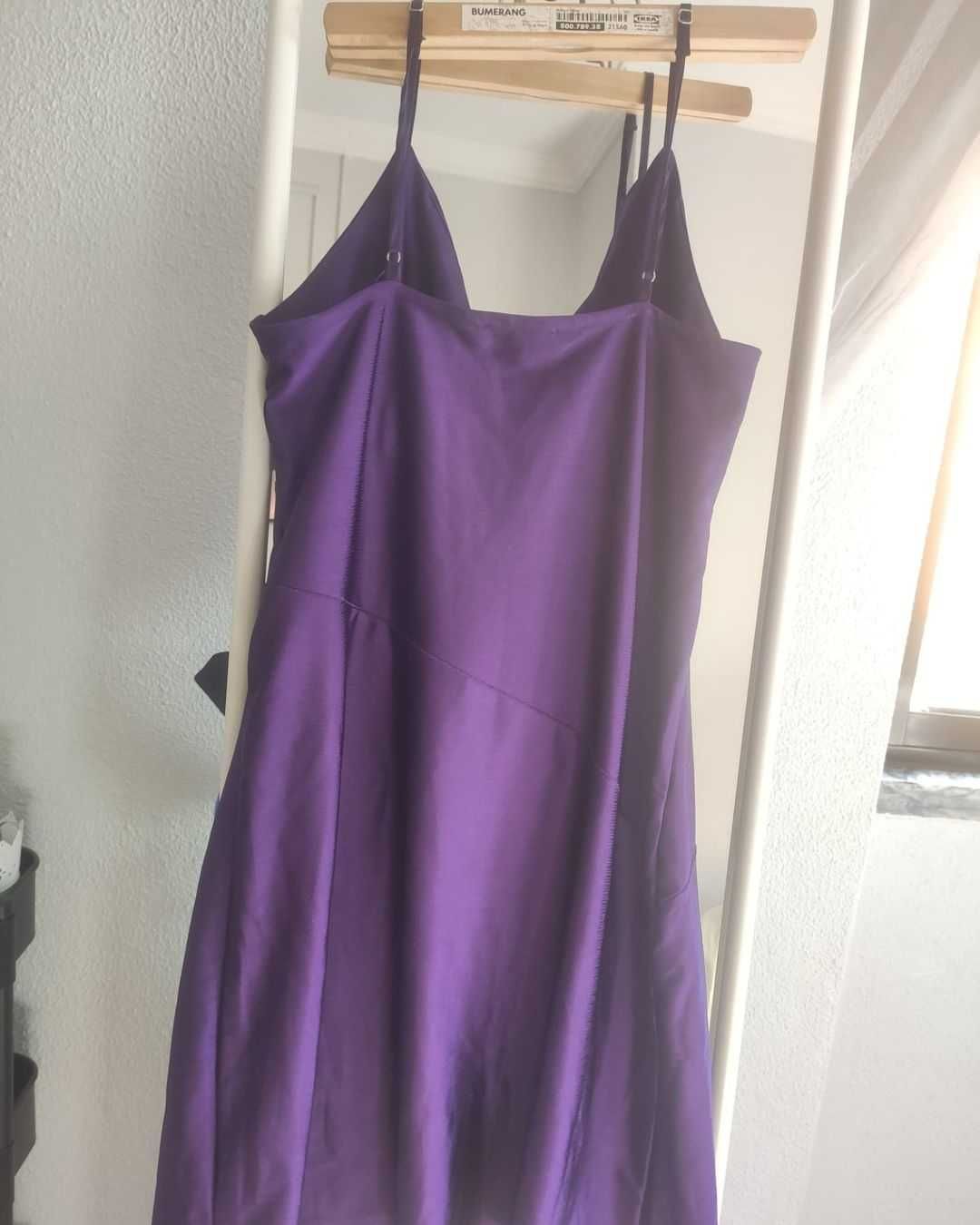 Vestido Roxo Cetim com Alças Ajustáveis