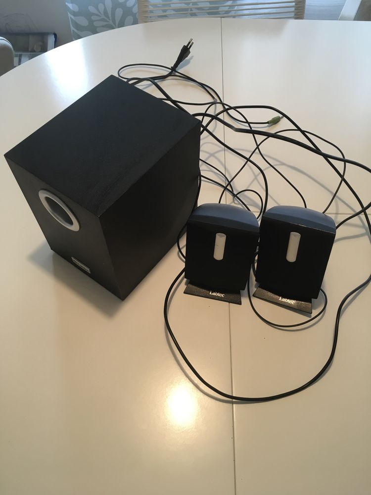 Colunas de som sobufer labtec