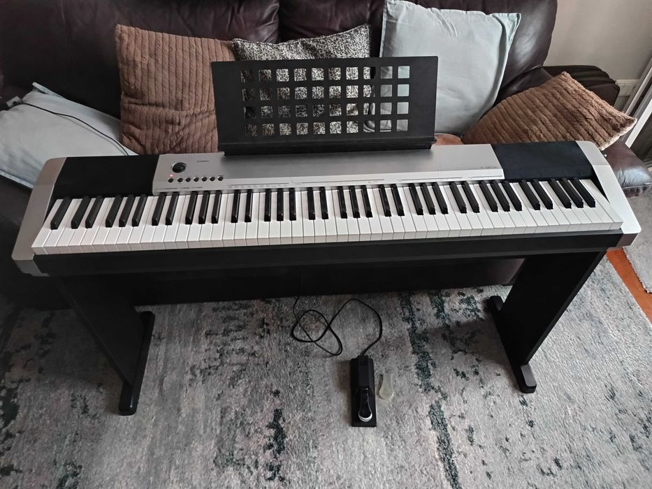 Pianino cyfrowe CASIO CDP-130 cały zestaw + pokrowiec!