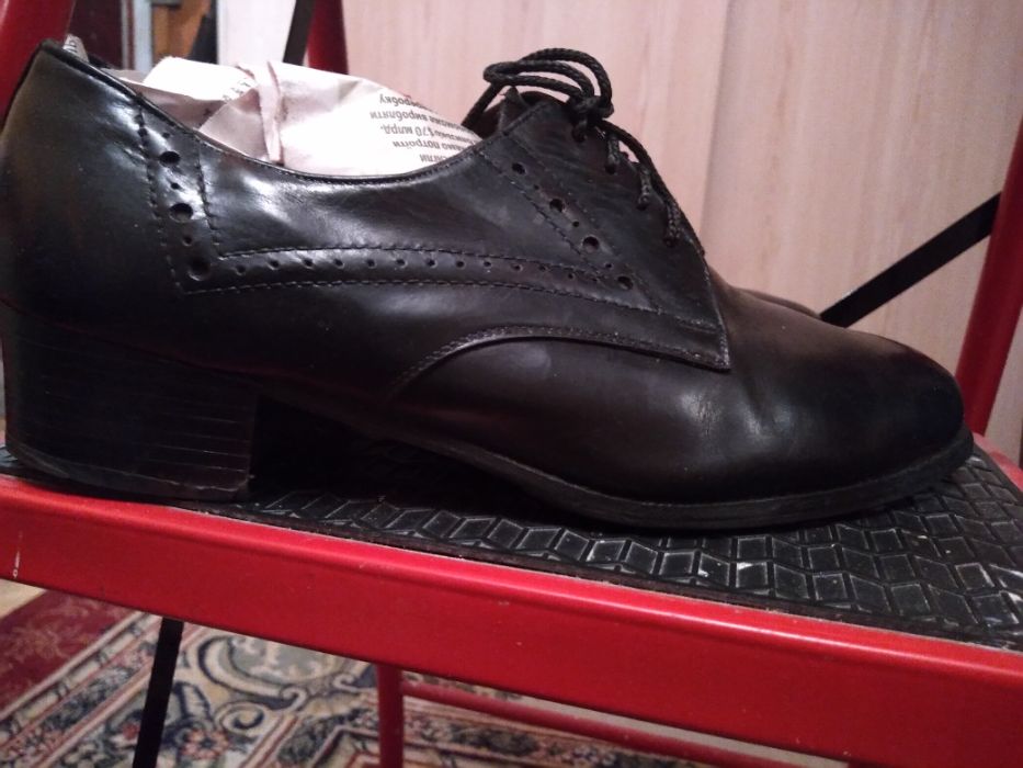 Обувь мужская: туфли,ботинки 40,41 размер.Натуральная кожа