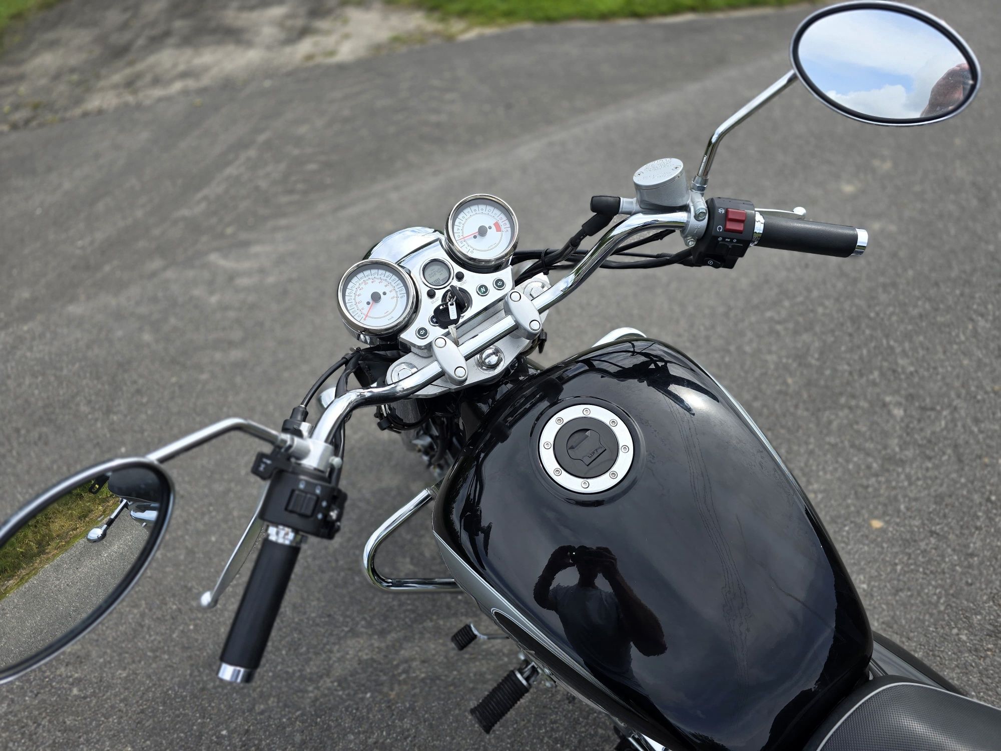 Hyosung aquilla 125 kat B Import niemcy.  Jak nowy !