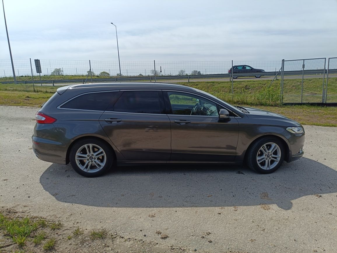 Ford mondeo MK5 2.0 180km titanium , prywatnie,zadbany full LED