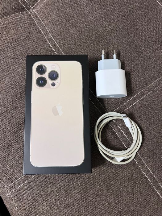 iPhone 13 Pro Dourado