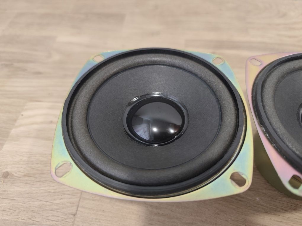 Пара НЧ динаміків Sven 20W 4Om