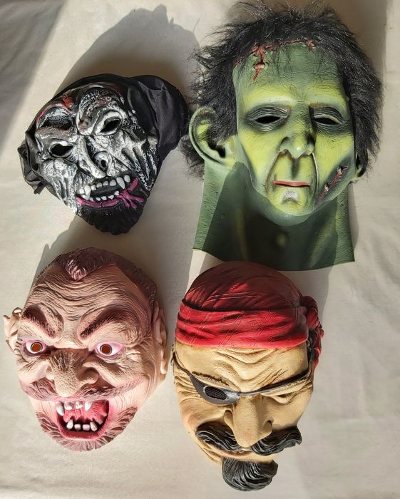Маски на Хеллоуїн, 4 за 500 грн