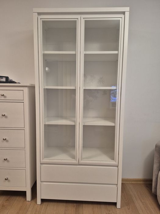 Witryna ze szklanymi drzwiami Wroclaw odbior osobisty