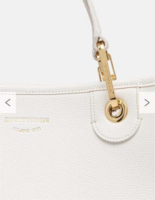 Emporio Armani  великого розміру