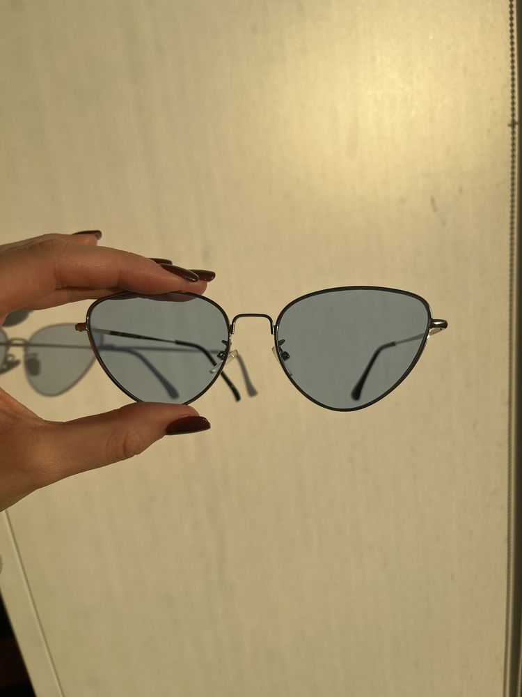 Іміджеві сонцезахисні окуляри з синіми лінзами