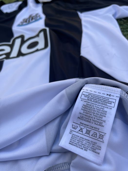 Newcastle United t shirt futebol Adidas
