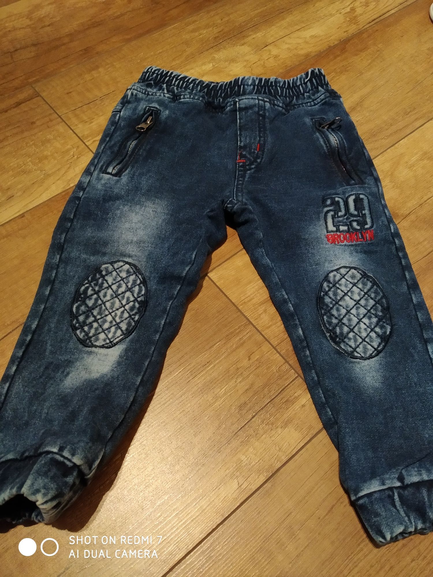 Jeansy spodnie chłopięce 92