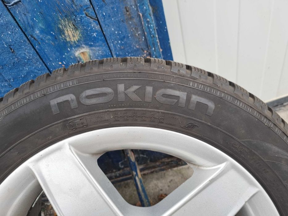 Koła / Felgi KBA45425 + opony zimowe Nokian WRD3 205/55R16 / BMW E36