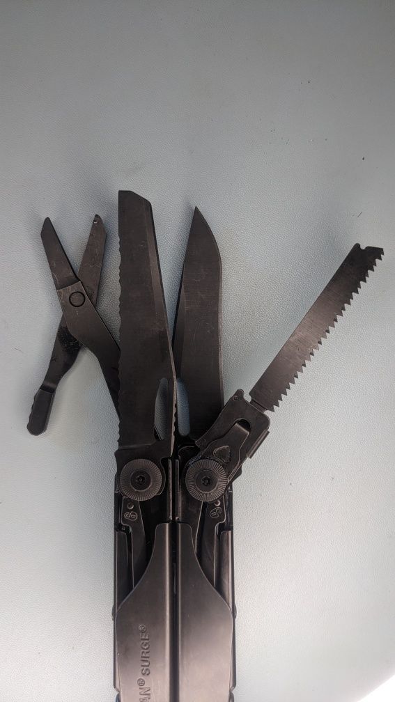 Мультитул Leatherman Surge Новий