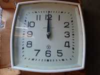 Часы электрические вторичные показывающие СССР
