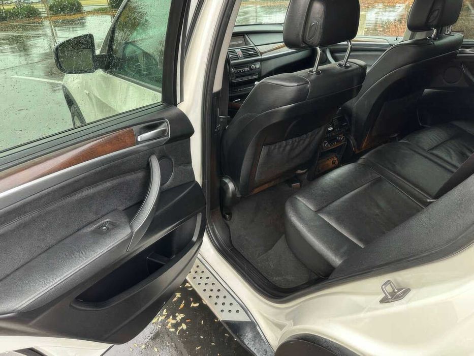 BMW X5 xDrive35i      2013