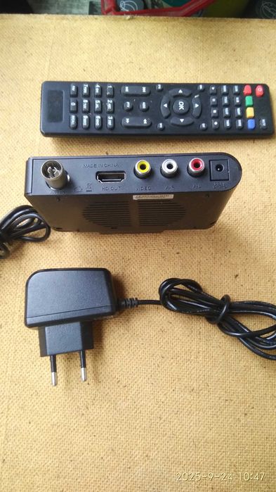 Продам Т2 тюнер Sat Integral 5052T2 mini.