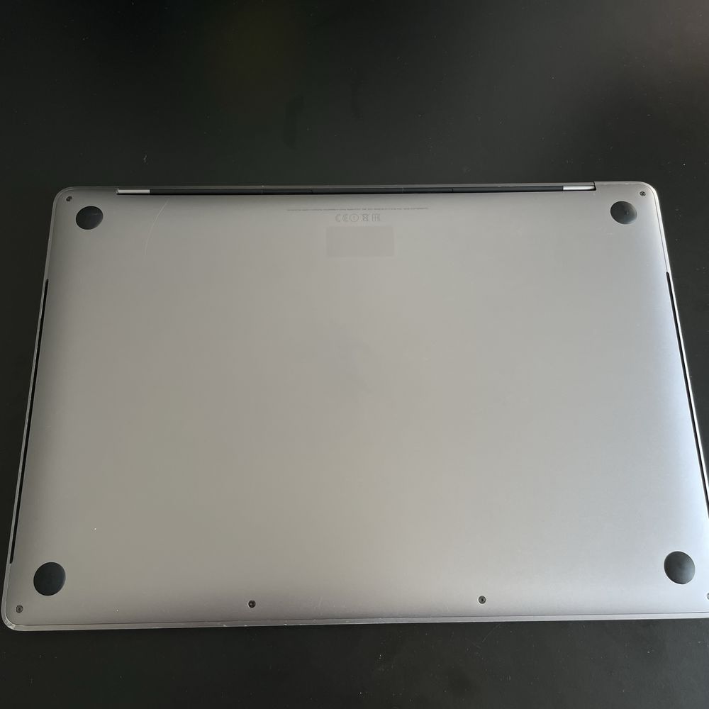 MacBook Pro 15,4 Retina i7 2,8MHz