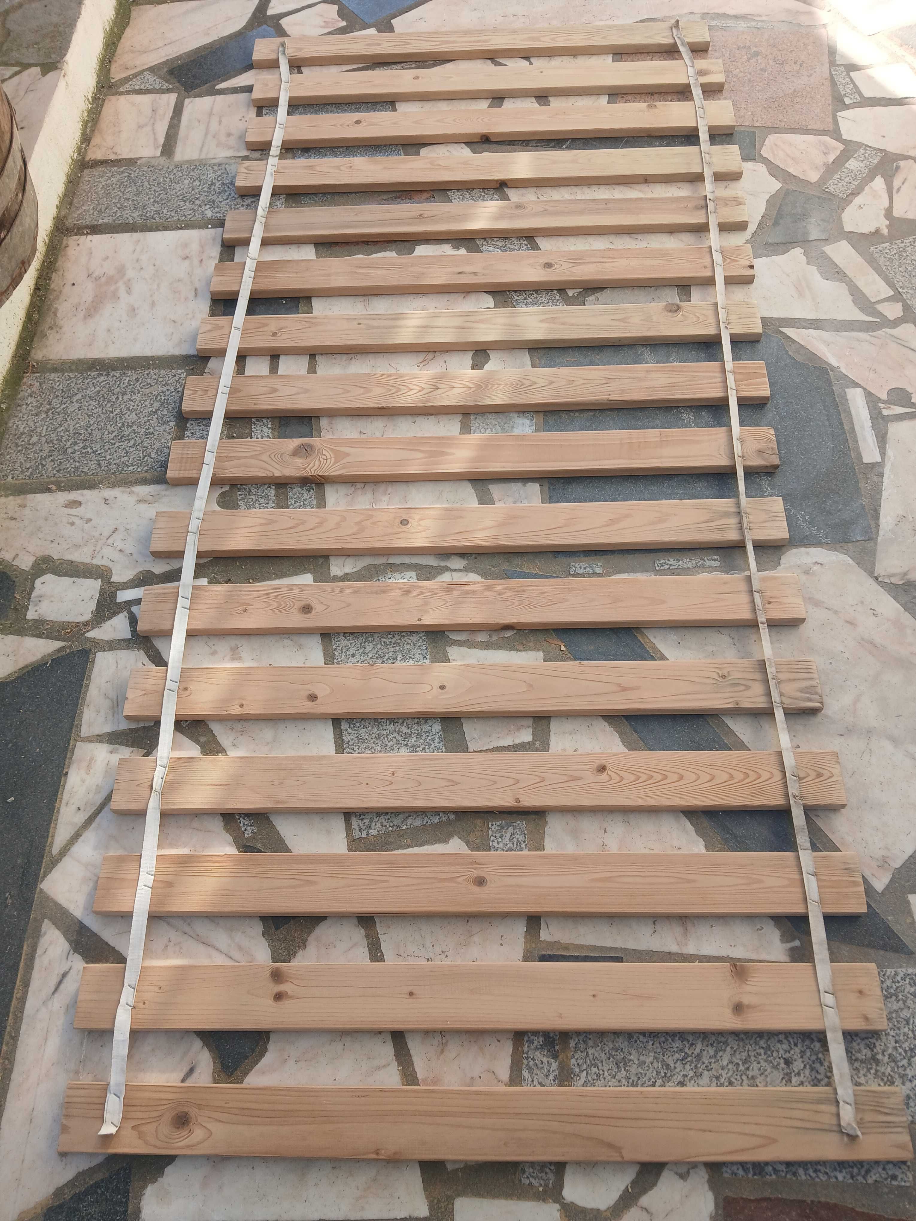Estrado ripas ikea