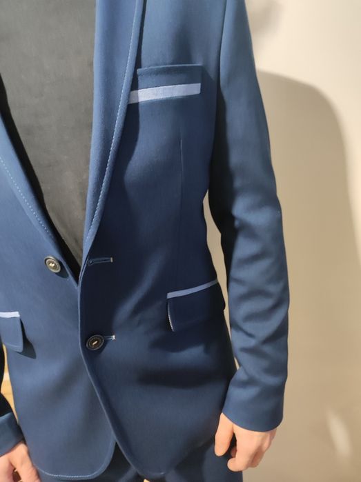 Garnitur młodzieżowy