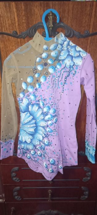 Купальники для художньої гімнастики