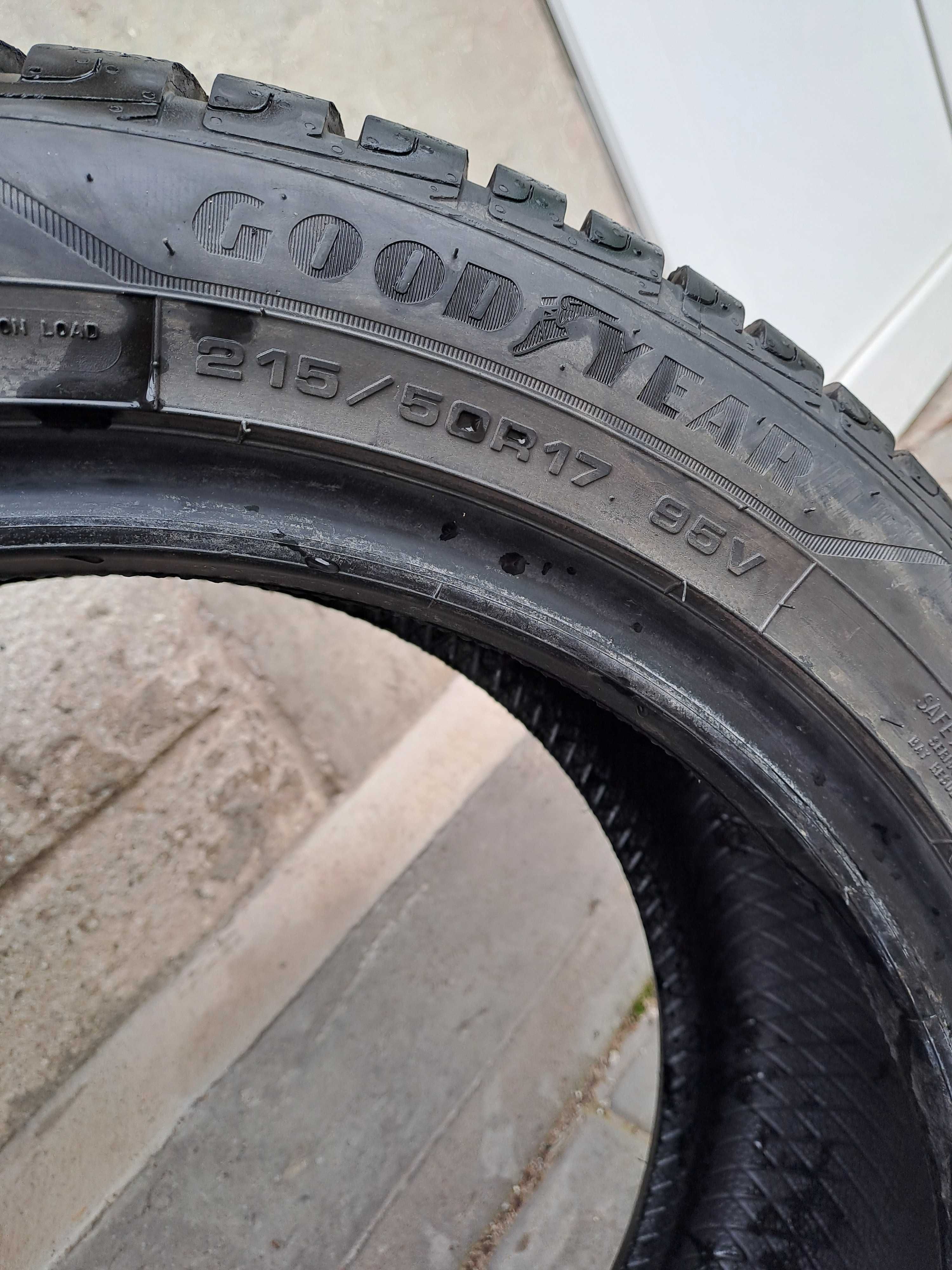 GoodYear Ultragrip Performance +  215 50 r17