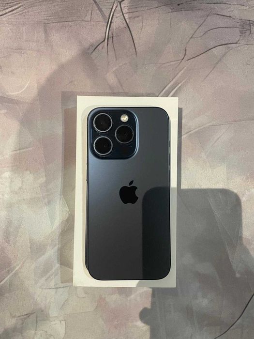 iPhone 15 Pro 256GB Blue Titanium–bdb, oryginał, komplet, bez blokad!