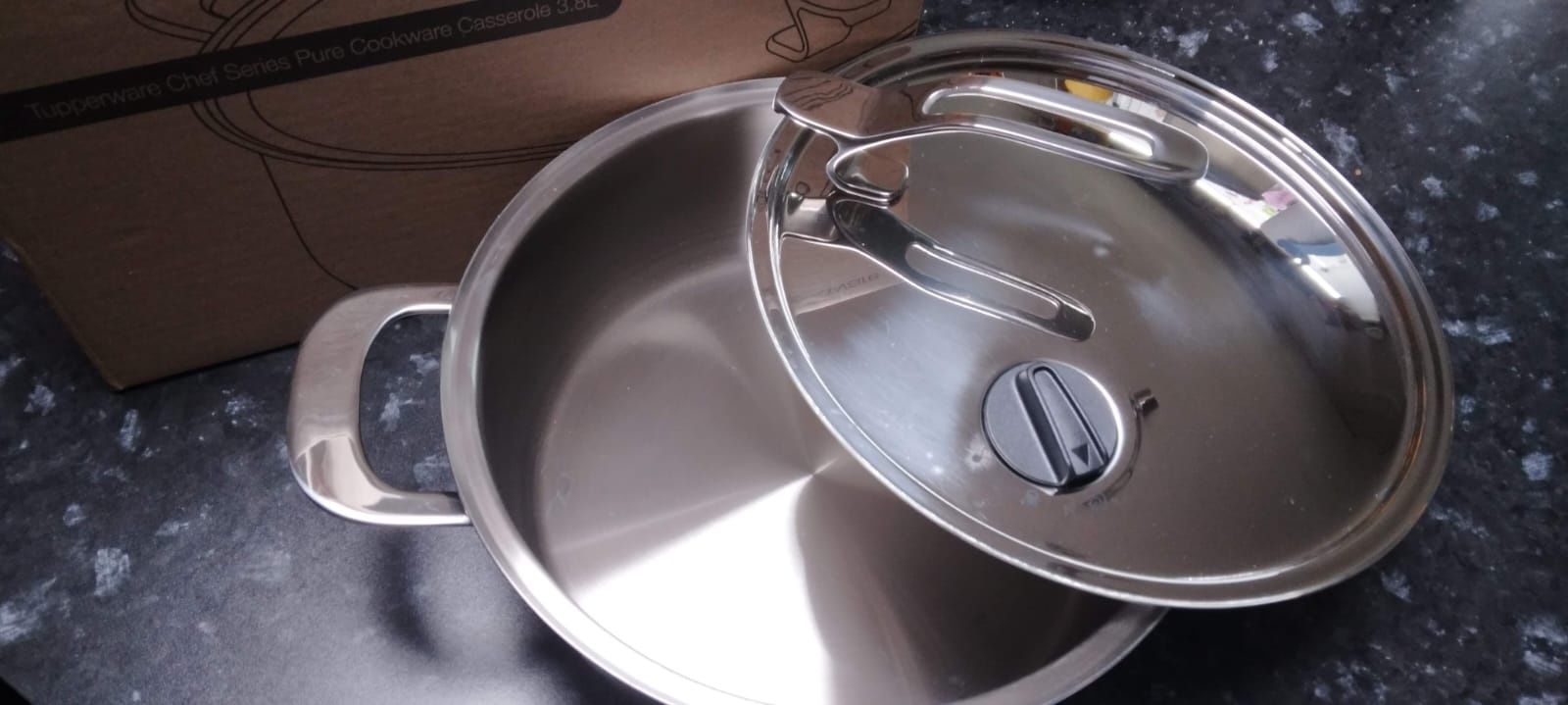 Tacho Tupperware 3,8L