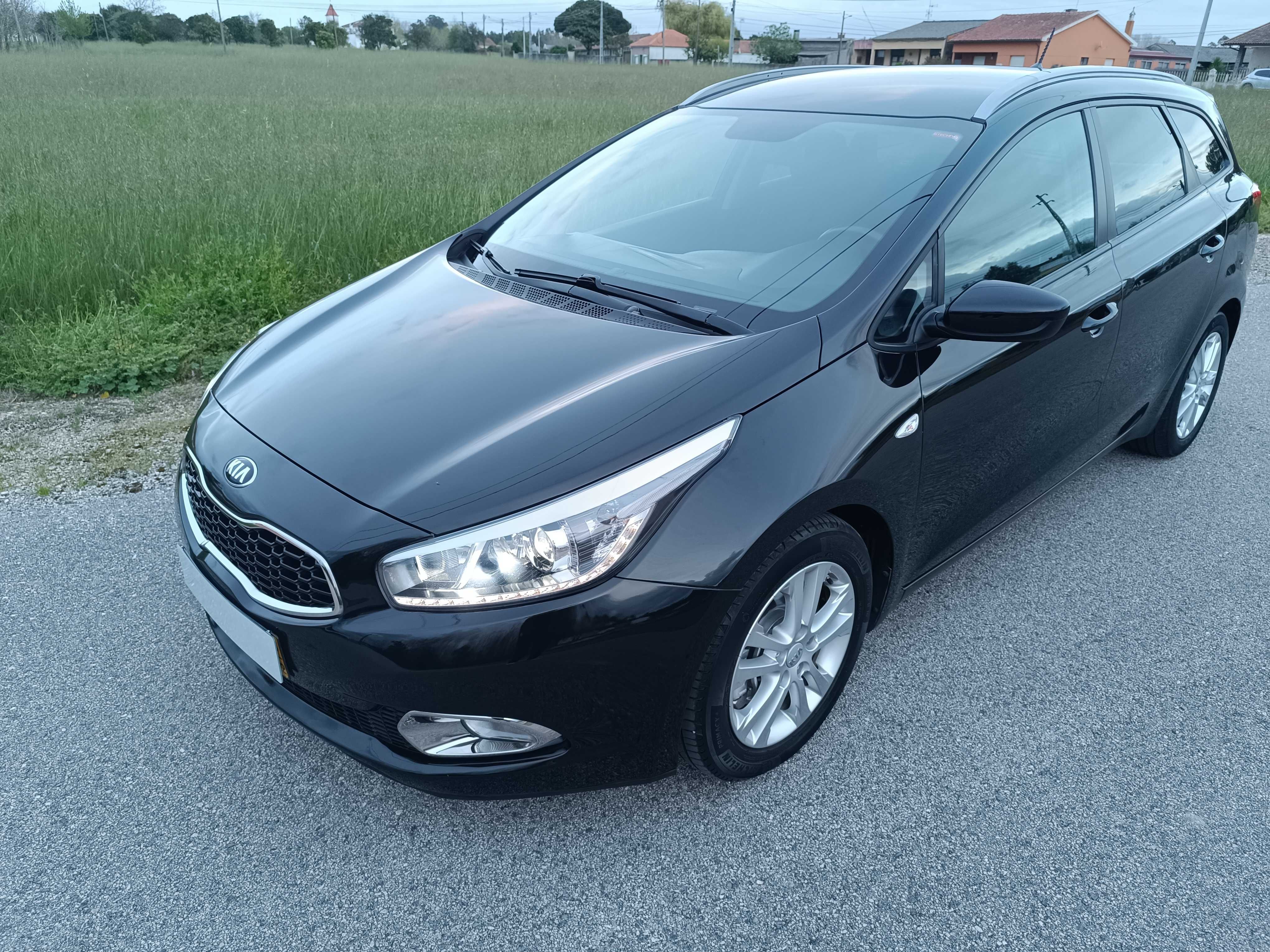 Kia Ceed SW 1.6 crdi 128cv- ESPETACULAR