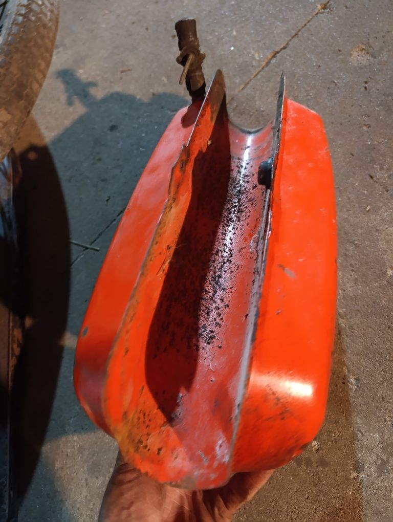 Bak zbiornik paliwa Romet ogar motorynka 301