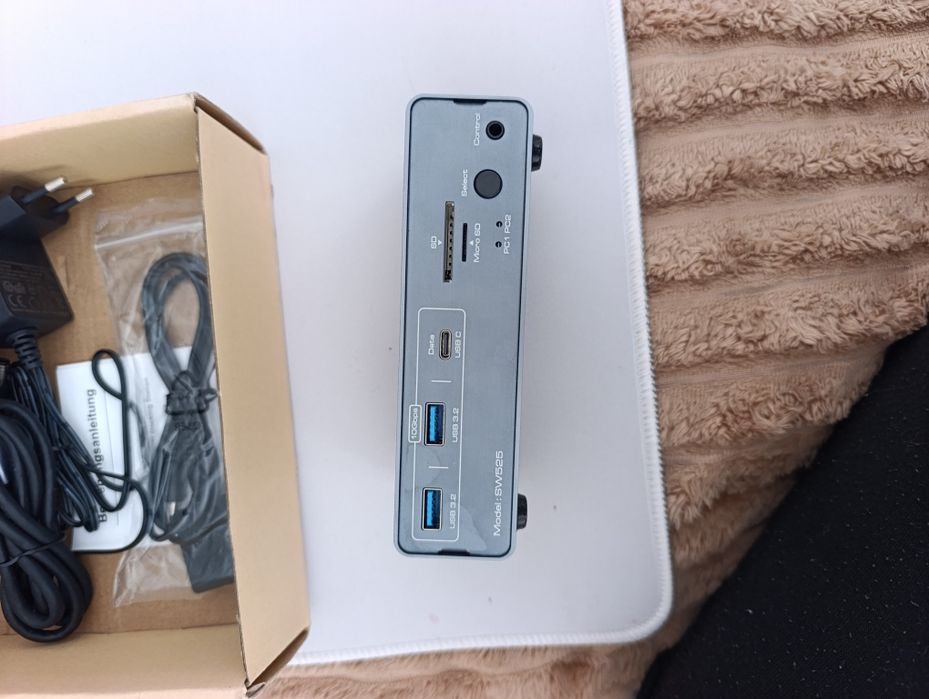 KVM-переключатель CMSTECD Model: SW525