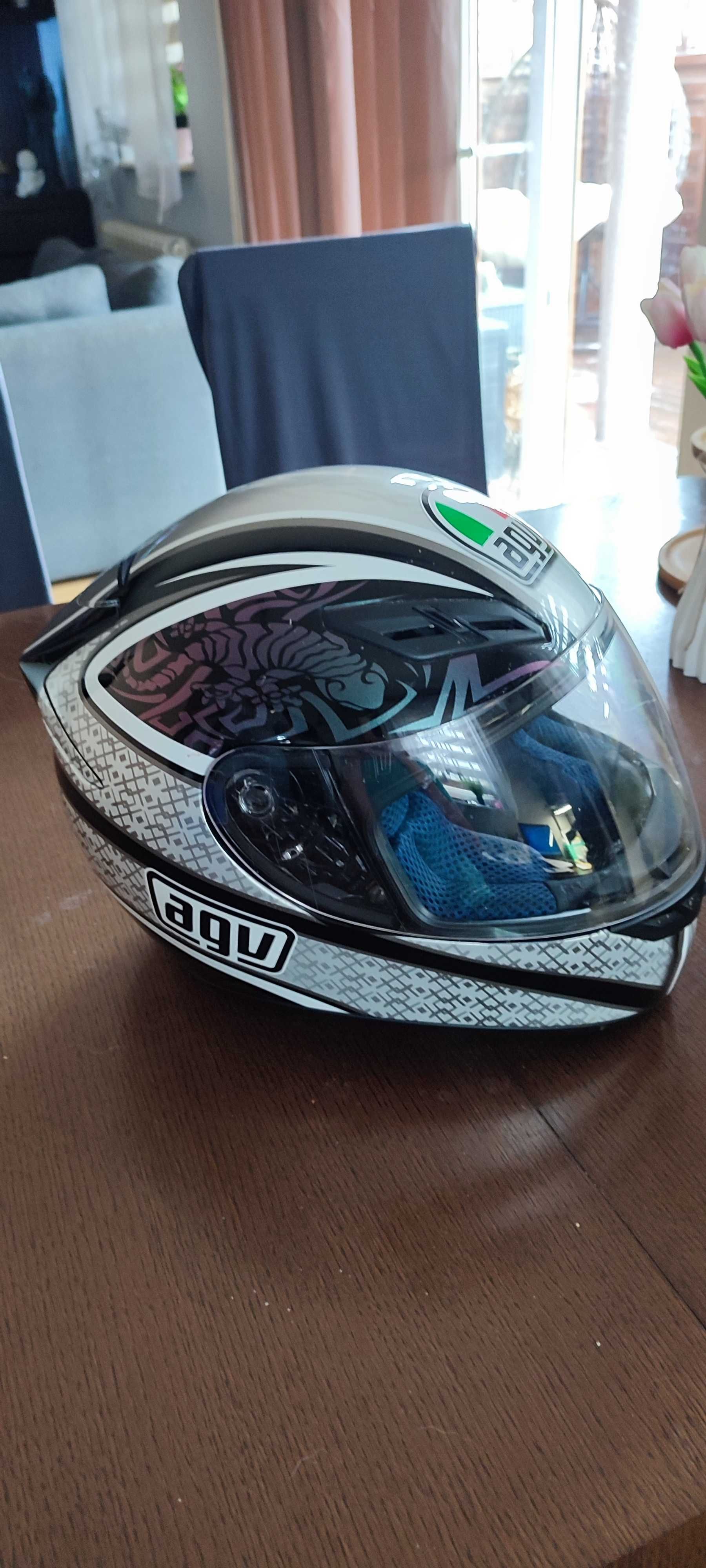 Kask motocyklowy AGV