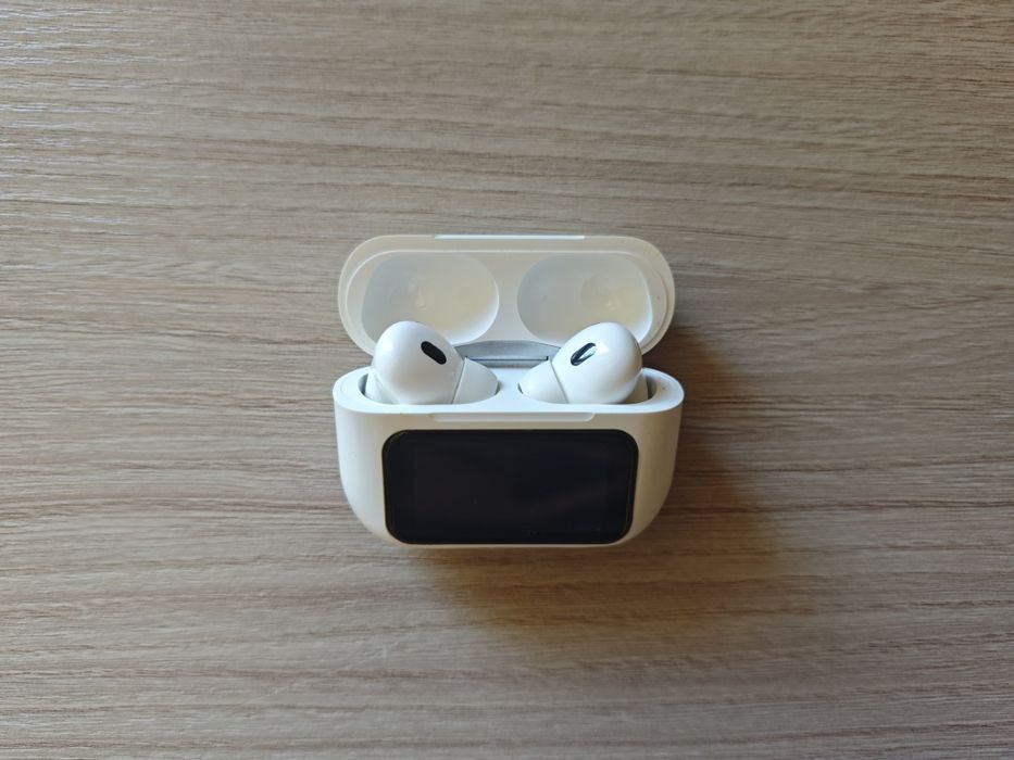 Słuchawki AirPods 2 Pro z wielozadaniowym ekranem