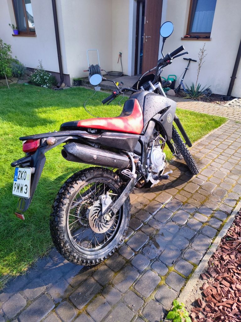 Yamaha  XT 125 R