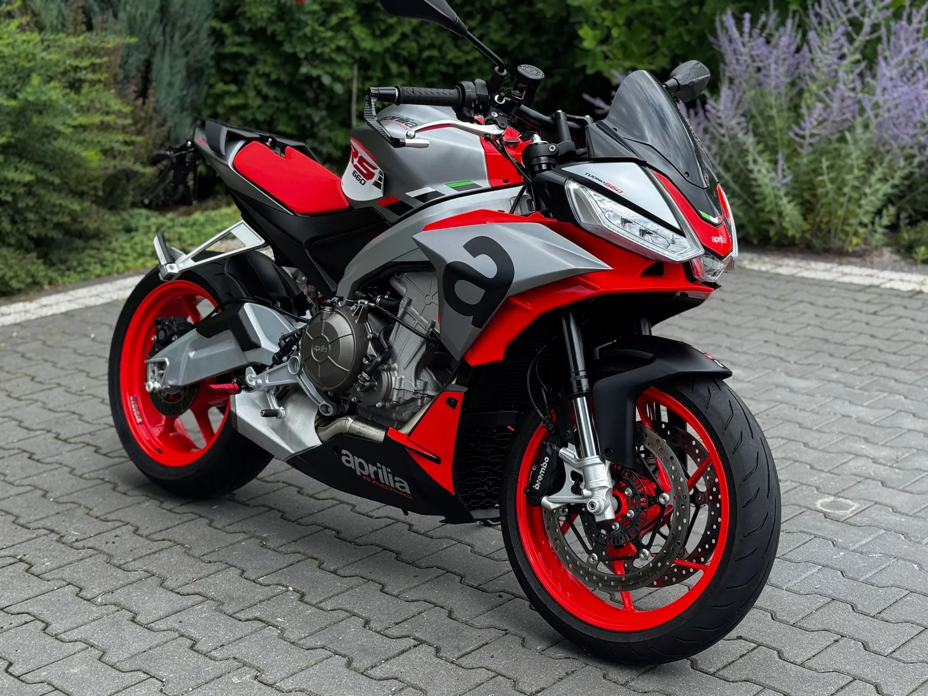 Aprilia RS Aprilia RS 660 Tuono Pełna moc 95 koni Sprowadzony