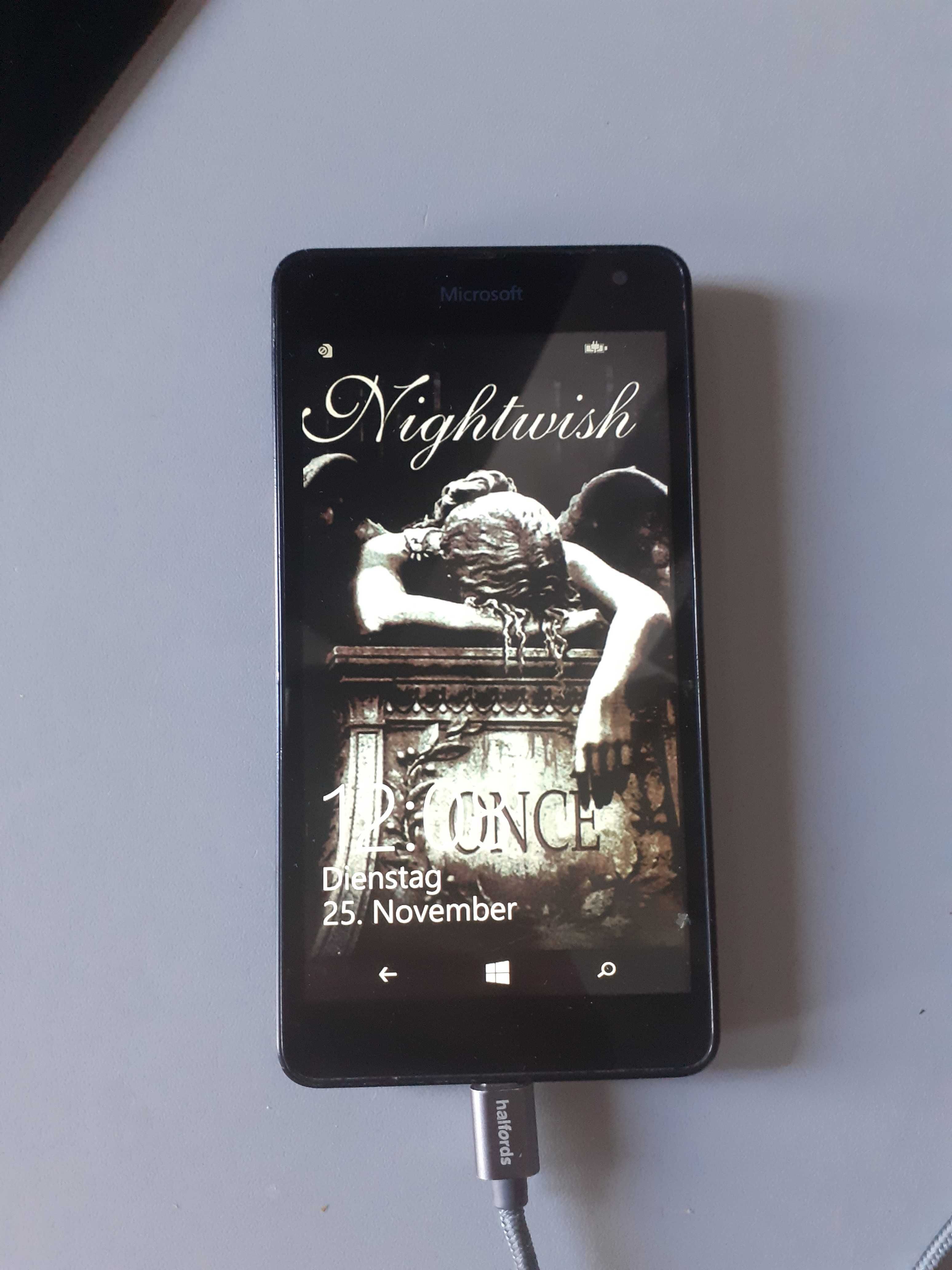Smartfon Lumia 535