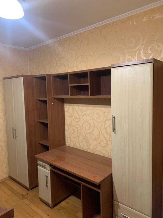 меблі для робочого місця+шафа для одягу