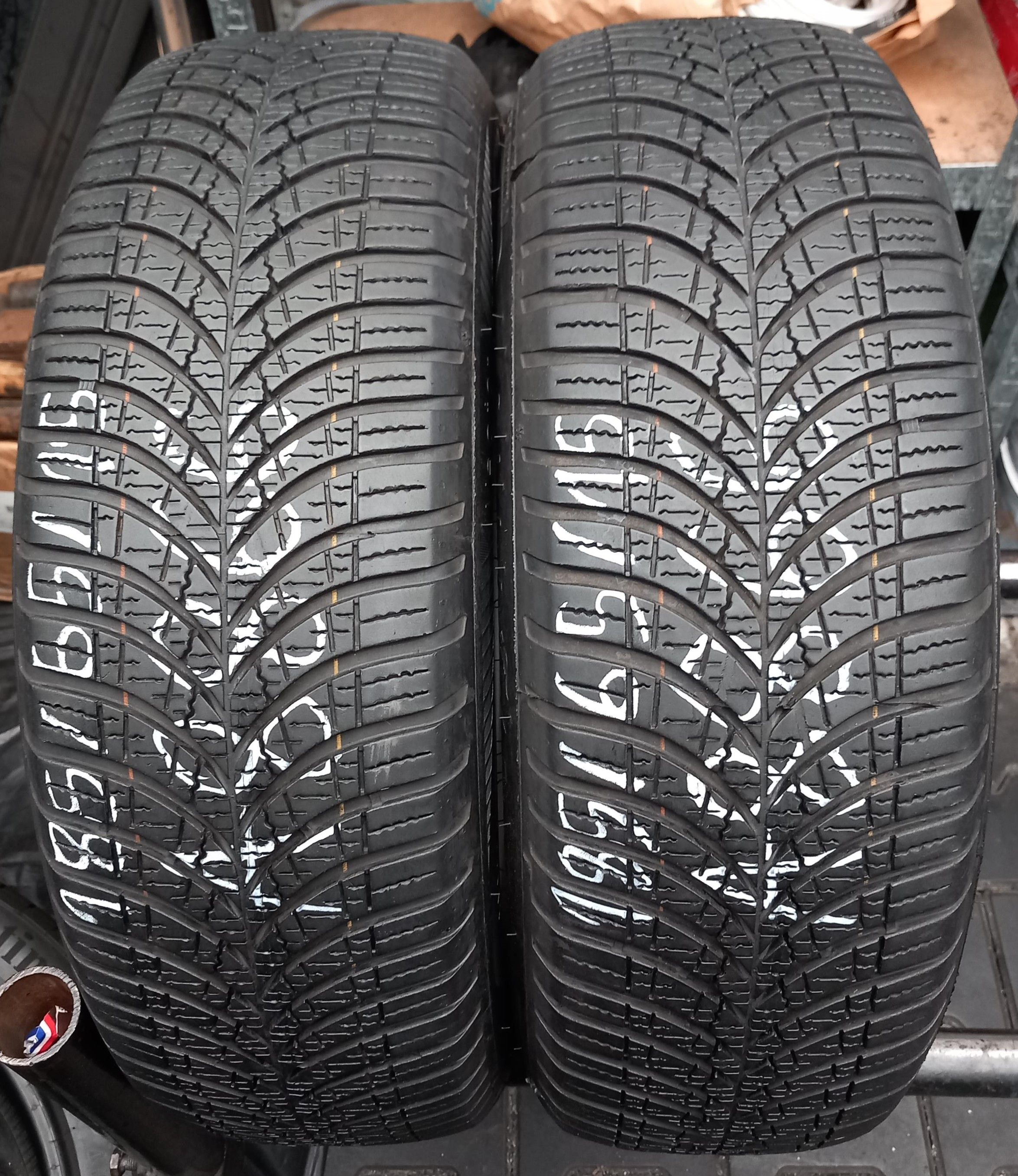 185/65/15 Goodyear Vector 4 Season Gen-3 92T