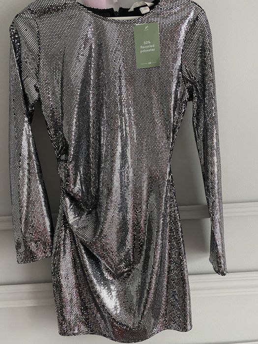 Sukienka bodycon z cekinami H&M M