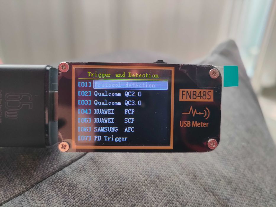 Miernik ładowania/kontroler protokołów USB - FNB48S