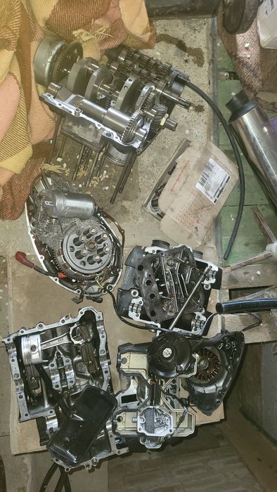 Мотор suzuki gs 500 розбір. Віддам весь за 10тисяч