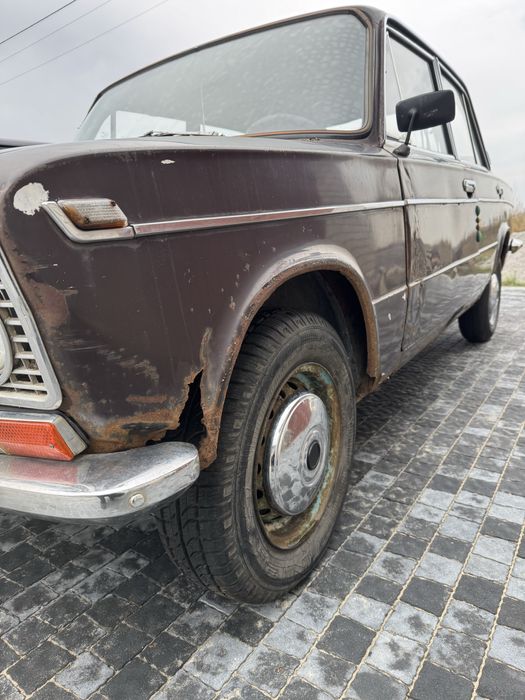 Продам ВАЗ-2103.