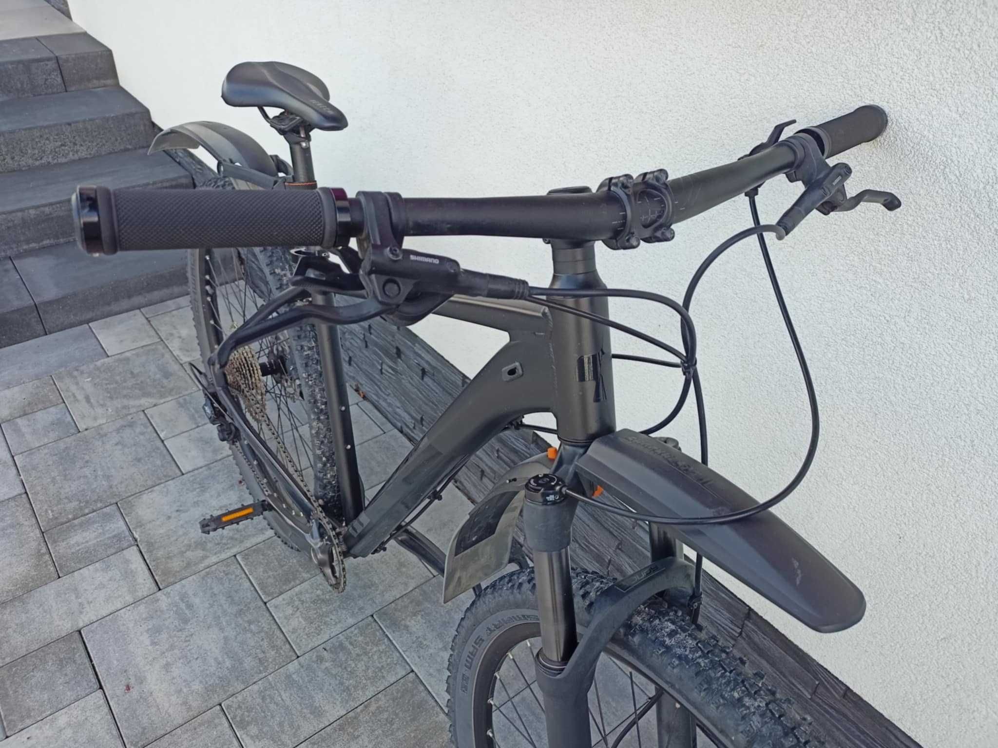 Cube Attention Sl 29'' xt