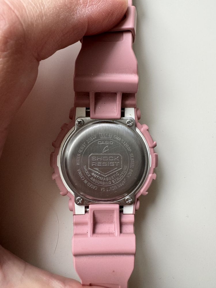 Zegarek Casio G-shock GMA-S120DP