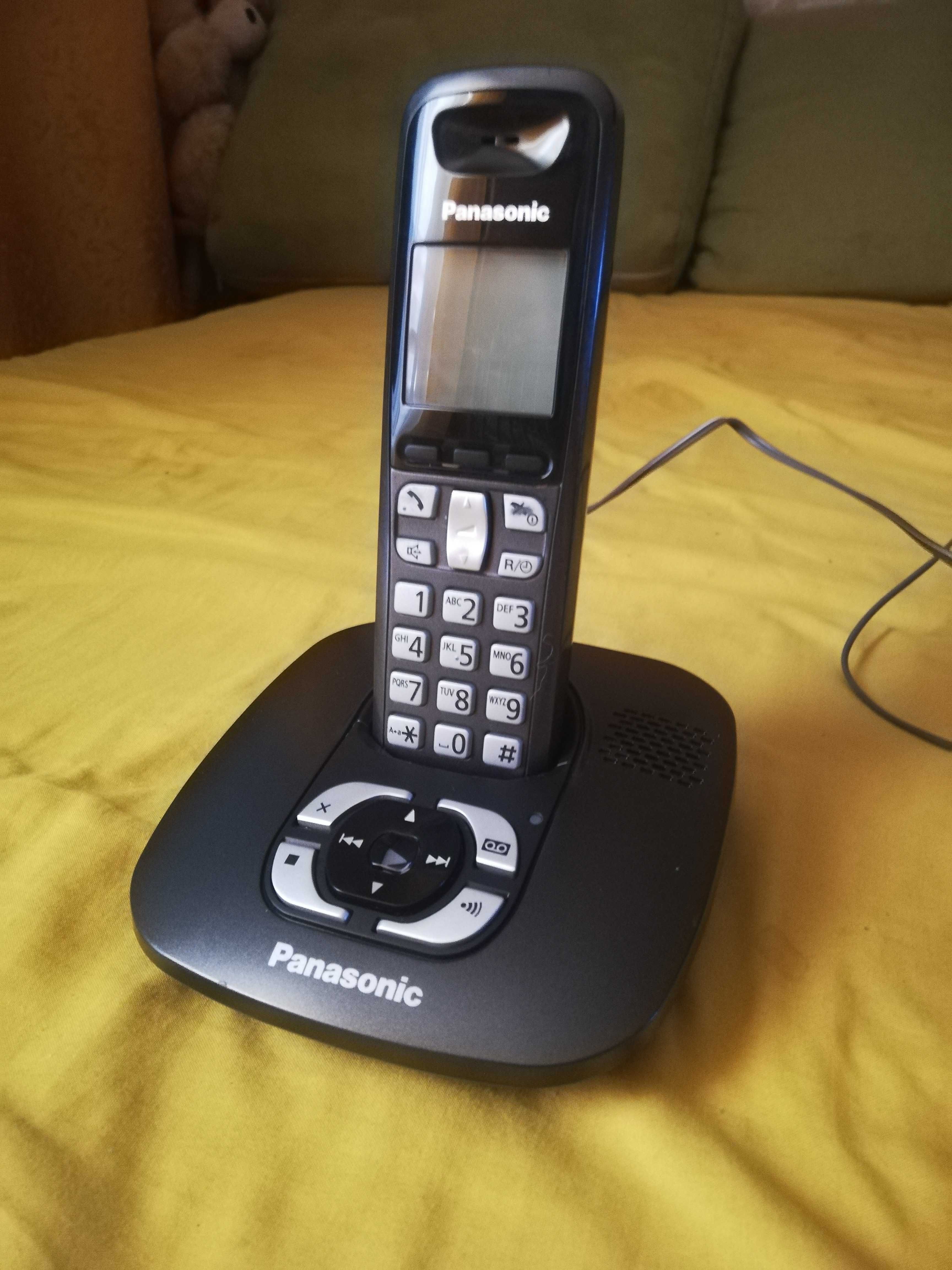 telefon stacjonarny bezprzewodowy Panasonic KX-TG2511 czarny