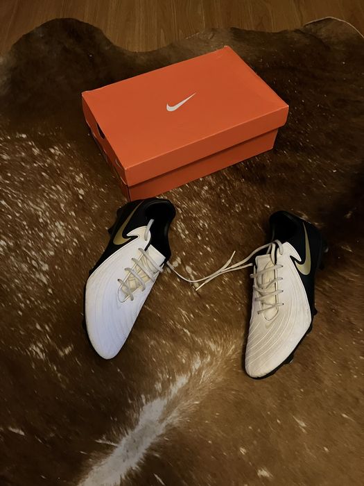 Chuteiras Nike phantom , 44 em muito bom estado