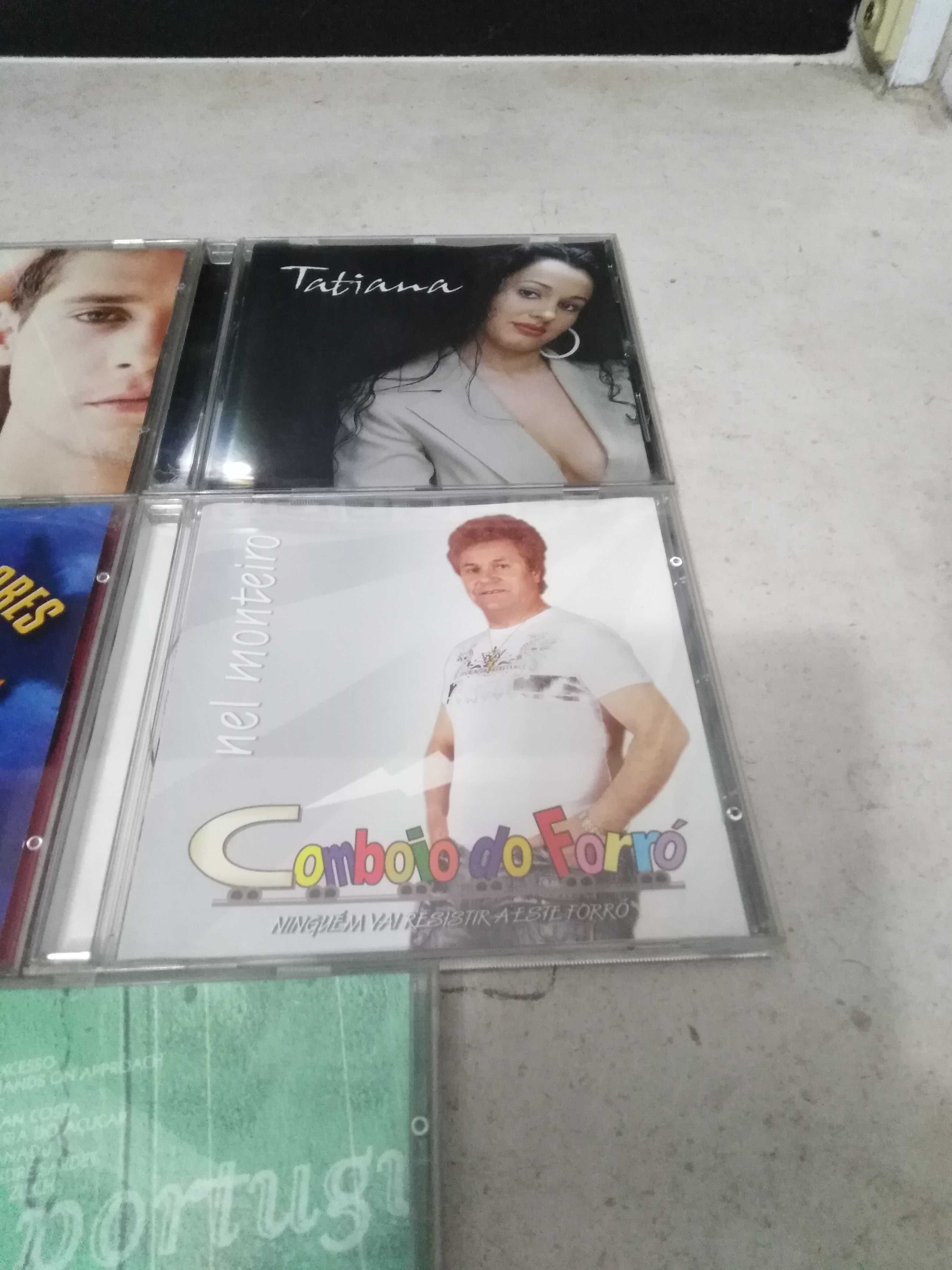 Conjunto de 8 CDS Música Portuguesa 1€ cada.