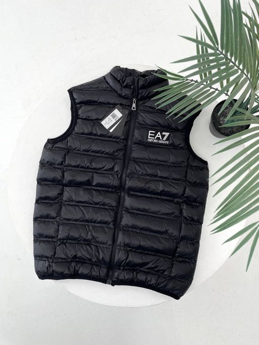 Чоловіча жилетка Emporio Armani / жилет мужской емпорио армани/ ea7