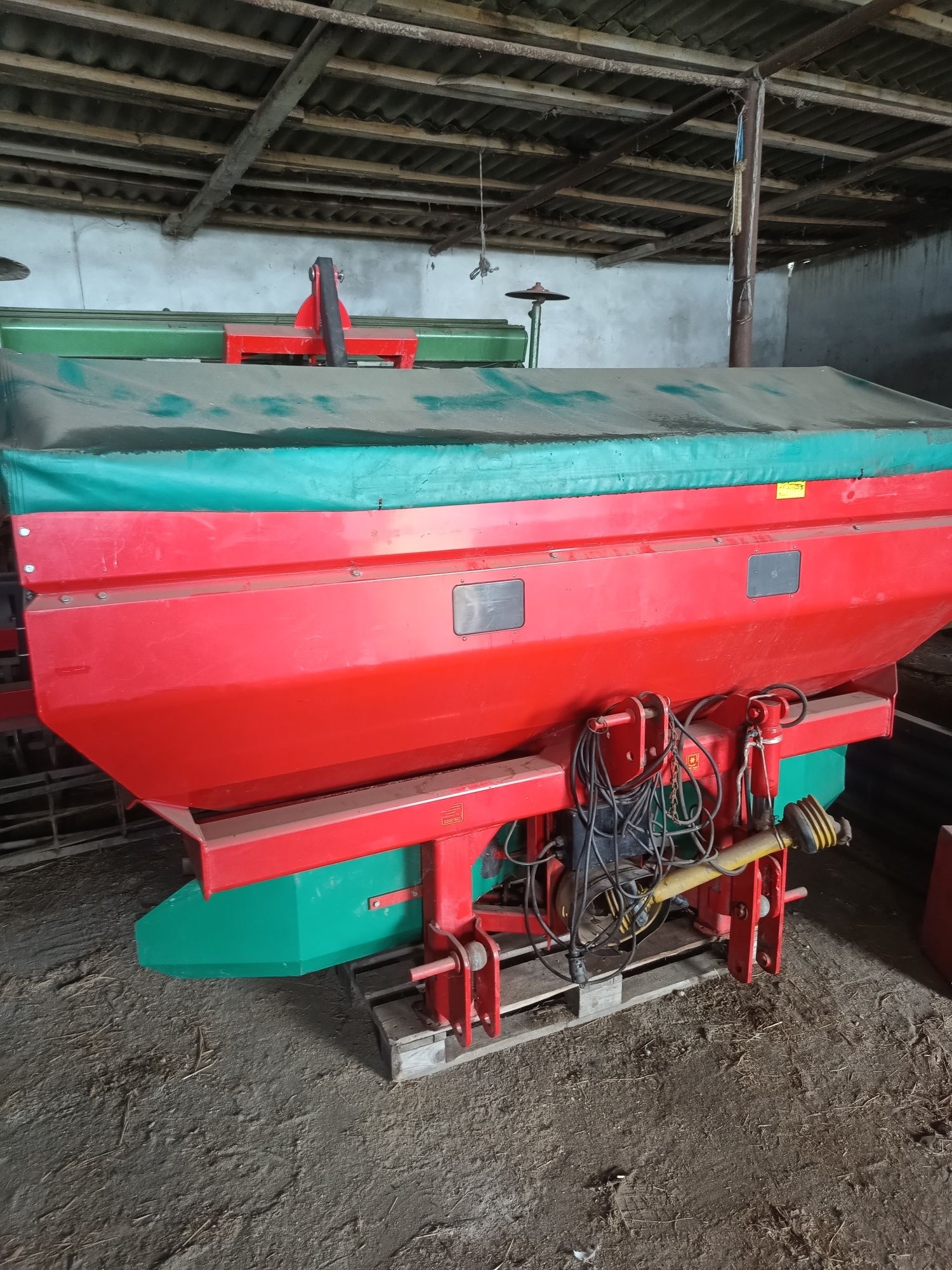 rozsiewacz nawozu kverneland Ds-Xl 2300