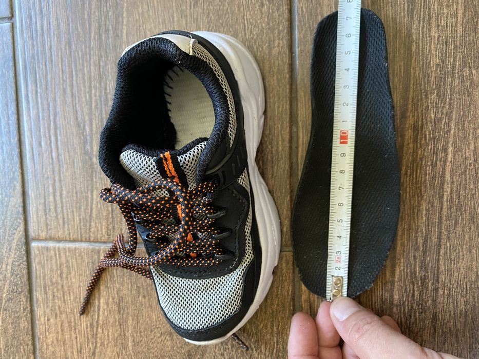 Дитяче взуття га хлопчика