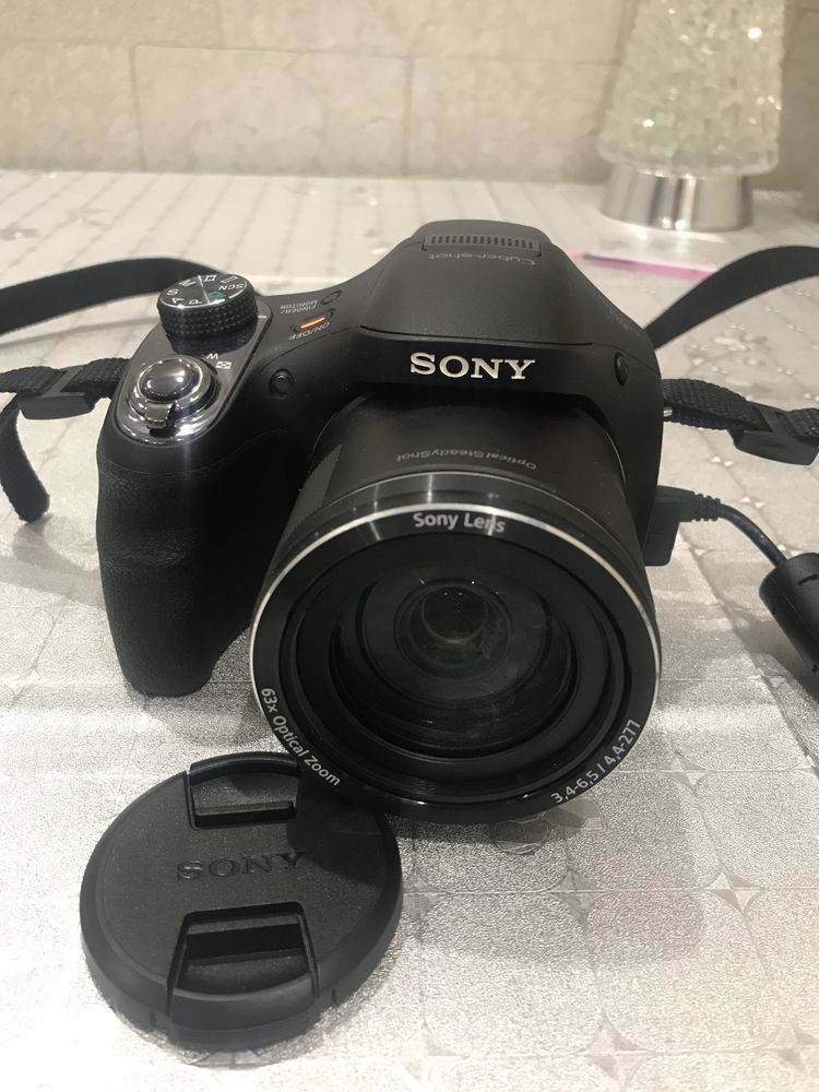 Продам фотоапарат Sony